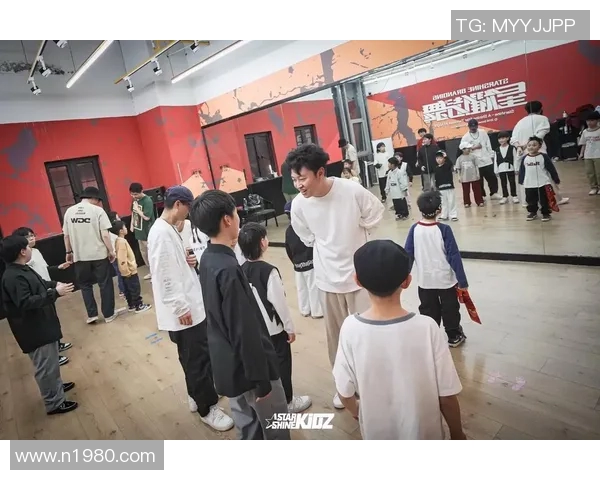 南京街舞队荣登全国街舞技术排行榜第八名引发热议