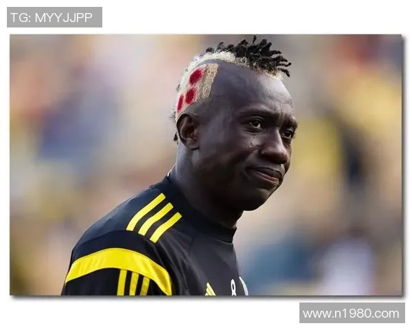 足球明星独特发型解析及其背后故事揭秘